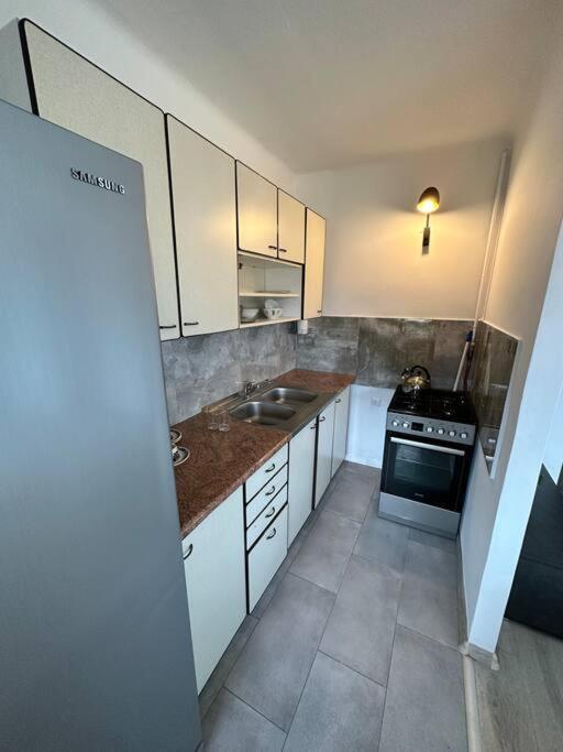 Sunny Apartment In Silesia Czeladz Exterior photo