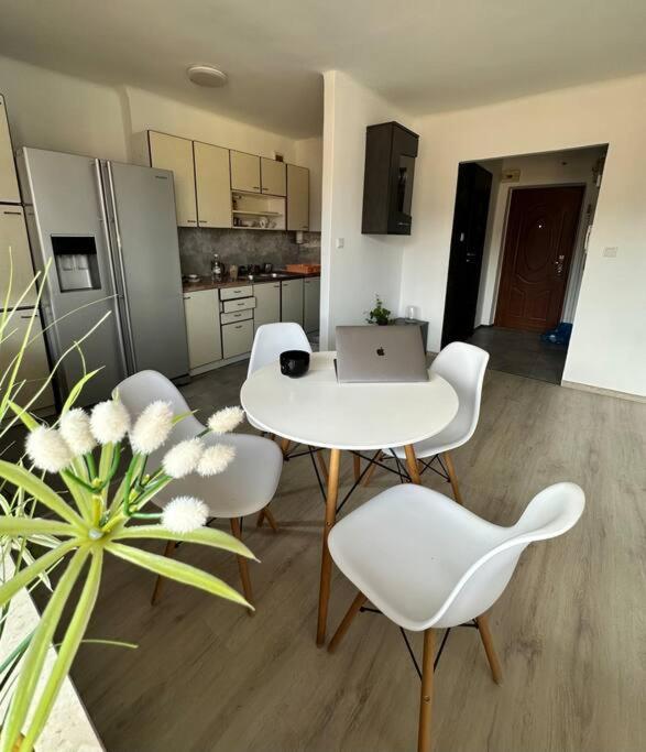 Sunny Apartment In Silesia Czeladz Exterior photo